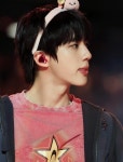BTS 진, 시카고콘 핑크빈 헤어밴드도 완판…일간·주간·월간 판매 1위