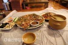 [울산맛집]비가 내리고 음악이 흐르면~ 민속촌을 찾아요