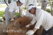 울산쇠부리 고대 원형로 복원실험 노(爐) 축조 작업 진행