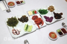 [명품울주 맛집멋집을 찾아라]간절곶에서 찾은 깊은 바다의 맛 평동간절곶횟집