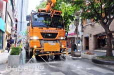울산 중구청, 폭염피해 예방을 위한 살수작업 실시
