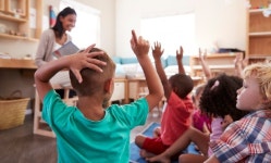 한민협, 방과후교사 취업 유망자격증 방과후돌봄교실지도사 과정 무료수강 지원