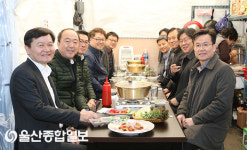 동서발전, 울산농수산물시장 피해 시장 살리기 앞장