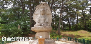 경주 영지 석불좌상