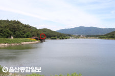 임을 향한 천년의 기다림, 영지에 깃들다