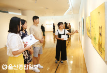 BNK경남銀 갤러리서 ‘라라랜드전’ 공개