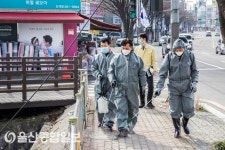 이동권 북구청장, 농소1동 주민 자율방역단과 코로나19 방역활동 실시