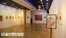‘황토로 표현한 어떤이의 희망’ 김성동 13번째 개인전 ’기원‘
