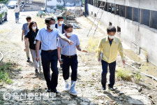 양산시, 덕계동 축사 악취민원 해결 ‘박차’
