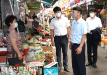 김진규 울산 남구청장, 수암시장 상인 격려 방문