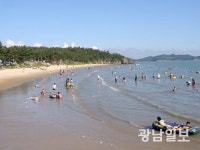 신안, 해수욕장 15일 개장