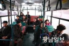 곡성군수, 천원버스 타고 설 민심 탐방