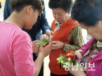 초등생이 경로당에 라면 전달