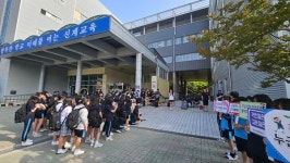 [대전시교육청과 함께하는 2024 친구사랑 캠페인] 4. 대전신계중 : 미소로 등굣길 버스킹