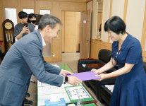 보은군 보은읍 죽전리 정금자 씨, 충북도 경로효행 효부상 수상