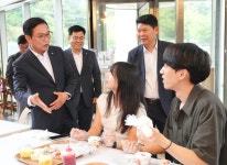 [사진기사] 사진으로 보는 천안 빵지순례 빵빵데이 행사