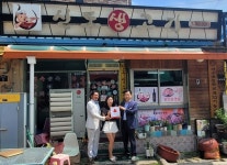 영동읍, 신도생고기 식당 착한가게 현판 전달