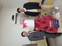 진천군 진천읍, 주민 기증으로 진천읍 행정복지센터 내 예술작품 전시