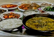 [이규식 칼럼-길을 걷다] 두레상에 둘러앉아