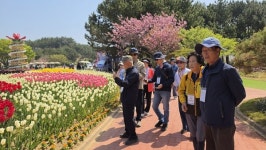부여군노인종합복지관 어르신들 태안 나들이