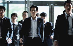 한국형 누아르란 이런 것! 황정민·이정재·최민식 <신세계> 재개봉