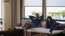 더 렌탈: 소리없는 감시자- 독채 펜션, 누군가가 나를 지켜본다