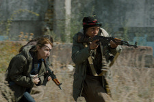 [관람가이드] 여성과 생명, 자유를 위해 총을 든 <태양의 소녀들>