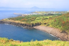 제주 우도, 소가 누워 해안 절경을 바라보다