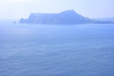 제주 우도, 소가 누워 해안 절경을 바라보다