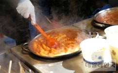 식약처, 학교 주변 분식점·문방구 등 위생 점검 실시