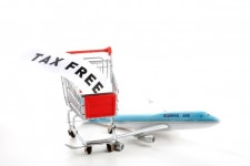 내년부터 외국인에 즉시 택스 프리 적용…사후면세점