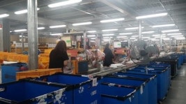 롯데글로벌로지스(주) 공항사무소C3 창고 | [현장취재] 롯데면세점의 '심장'인 통합물류센터 직접 가보니