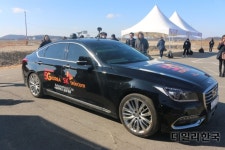  SK텔레콤, 5G, HD맵, 차량간  5G로 대화하는 자율주행차 선보여 