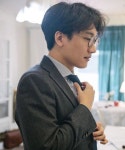  장천, 물오른 외모 자랑하는 근황 공개 날렵한 턱선 