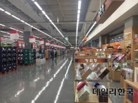 씨에스유통(주)롯데슈퍼 목동점 | [르포] 임일순의 홈플러스 스페셜, 유통 격전지 목동서 살아 남을까