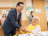  [기획] 용산, 살아있는 역사박물관…치매 안심마을도 눈길 