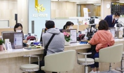 금융권도 코로나19 대응 긴장…지점 폐쇄  직원격리 잇따라