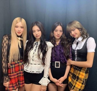 YG 신인 걸그룹 나온다…