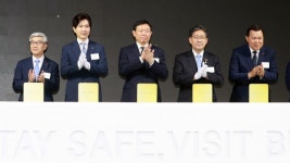 신동빈의 호텔사업 ‘힘싣기’…롯데 시그니엘 부산 오픈