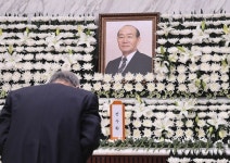 靑 전두환, 진정성 있는 사과 없어 유감…조화·조문 없다