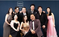 16개 갤러리·106명의 작가 참여...라움아트센터 2022 라움아트바자 개최