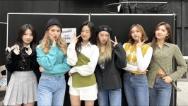 블링블링 해체 계약 및 활동 종료…데뷔 2년 만에 각자의 길