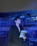 차은우, 무대 뒤 대기 중인 모습도 훤칠+섹시