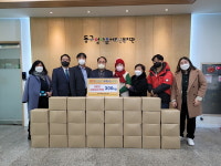 [포토] 로하스의료생협 유플러스치과, 사랑의 김장김치 전달식