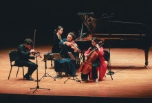 연주만큼이나 기획력 빛난 손열음...어제·오늘·내일 콘셉트로 송년 음악회