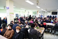 2년 6개월만에 문연 김천시 무료급식소