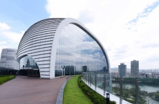 지구 살리는 롯데콘서트홀...종이 없는 공연장 만들기 앞장