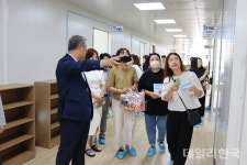 고령교육지원청, 학부모들에 고령초 모듈러 교실 사전 공개