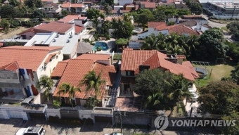 '축구선수로 사진까지' 우루과이 마약사범, 대범한 도주에 경찰 '발칵'