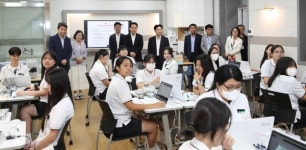 이주호 부총리, STEAM 선도학교 목포혜인여고 방문